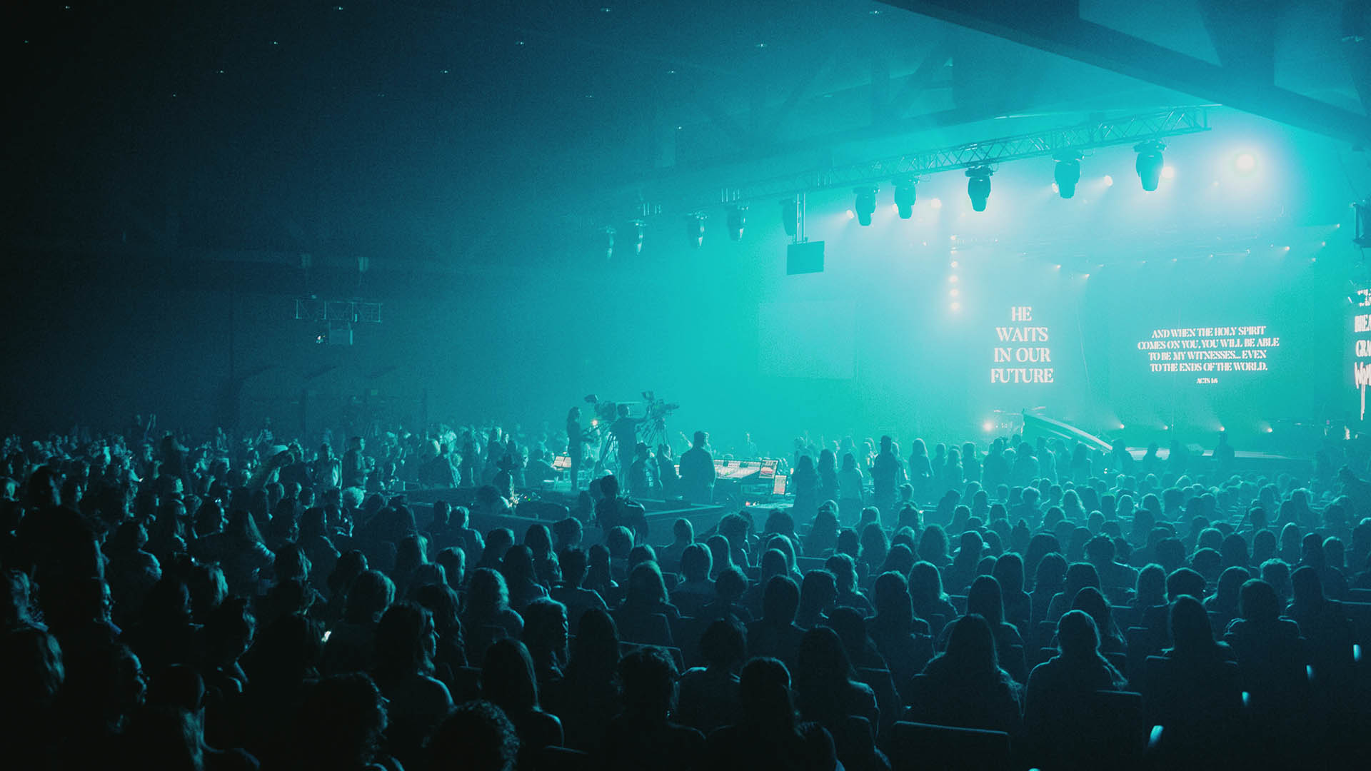 Lighting Design for Worship Services: Creating the Right Atmosphere in Arizona Churches